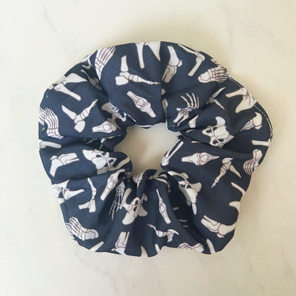 Maxi Scrunchie Black Bones
