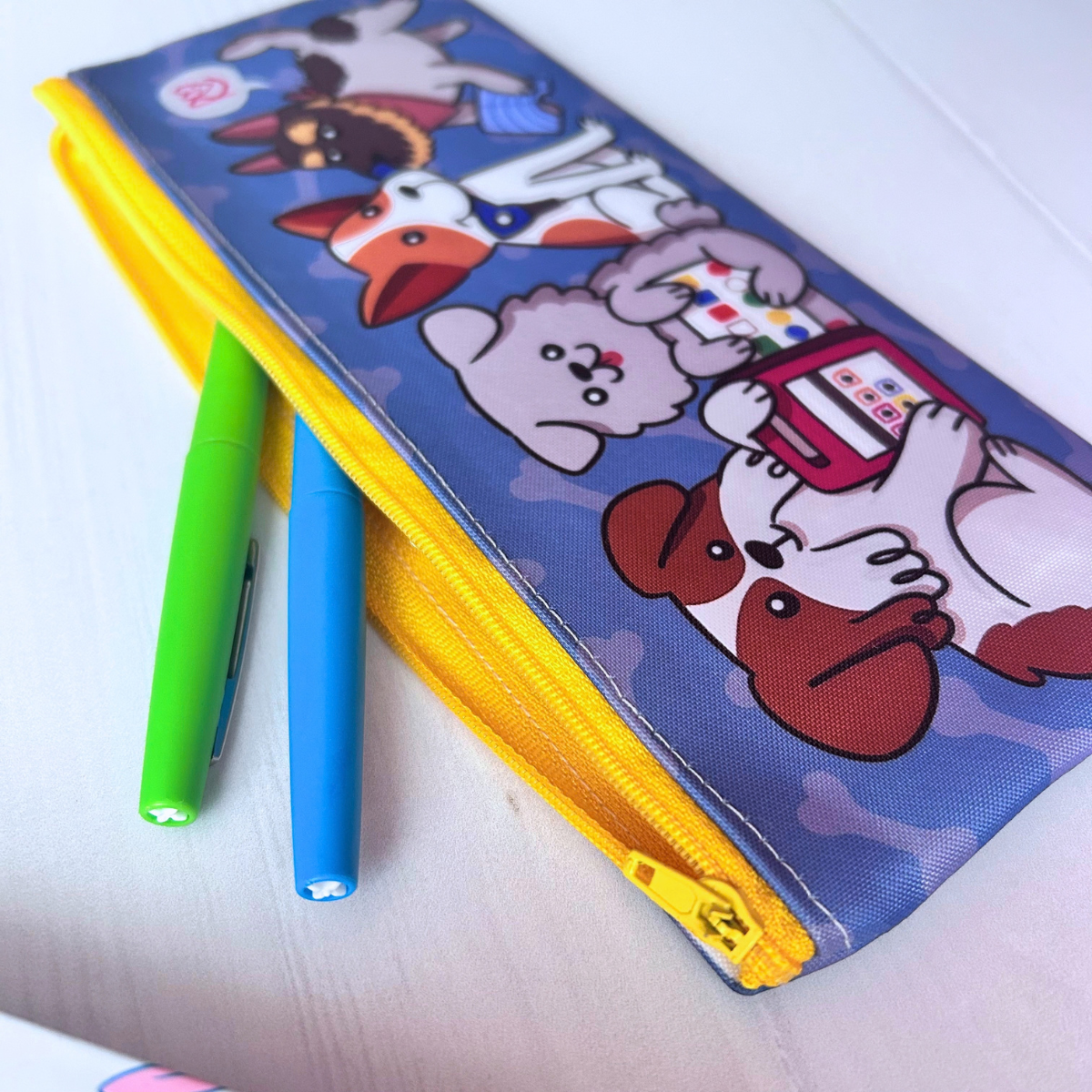 Estuche Perritos Fonos