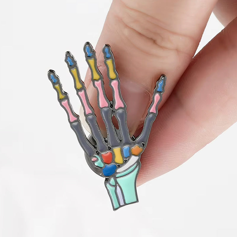 Pin Mano